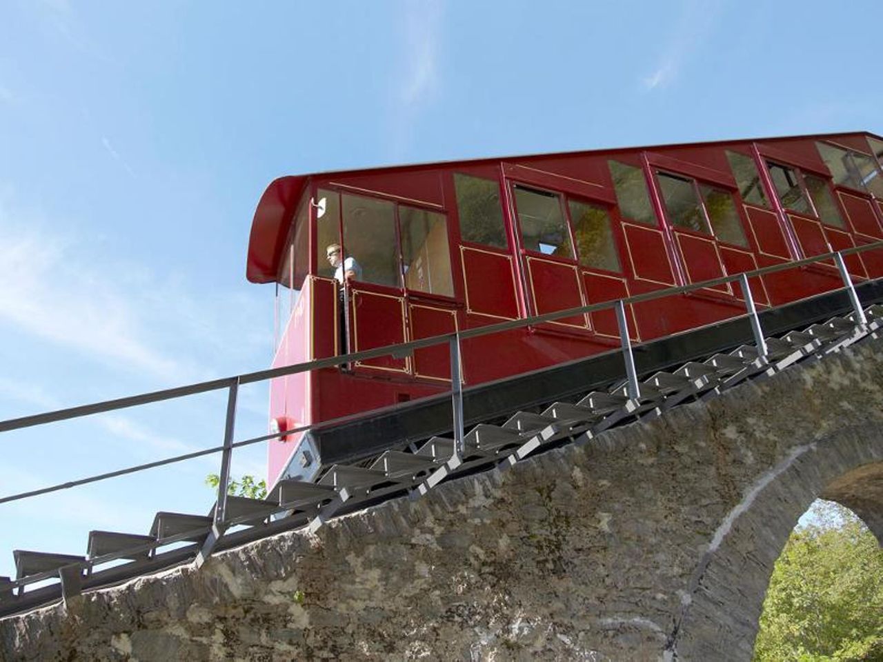 Tessin Bergbahnen Standseilbahn Monte Brè