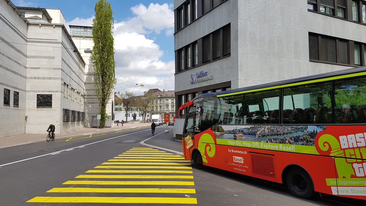 Stadtrundfahrt Basel mit dem Bus