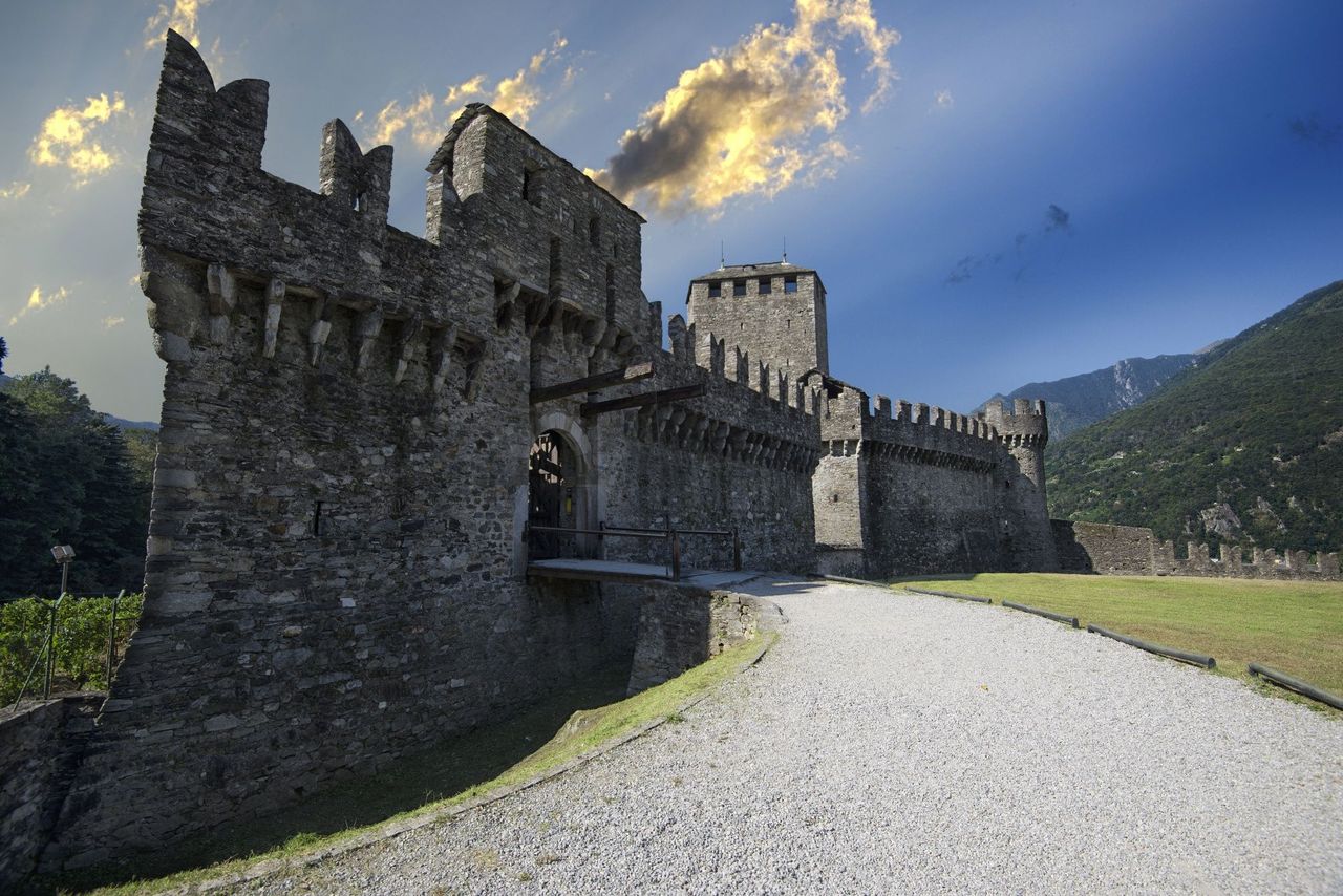 Castello Montebello - Bellinzona e Alto (Foto: Ticino Turismo Silvano Crivelli)