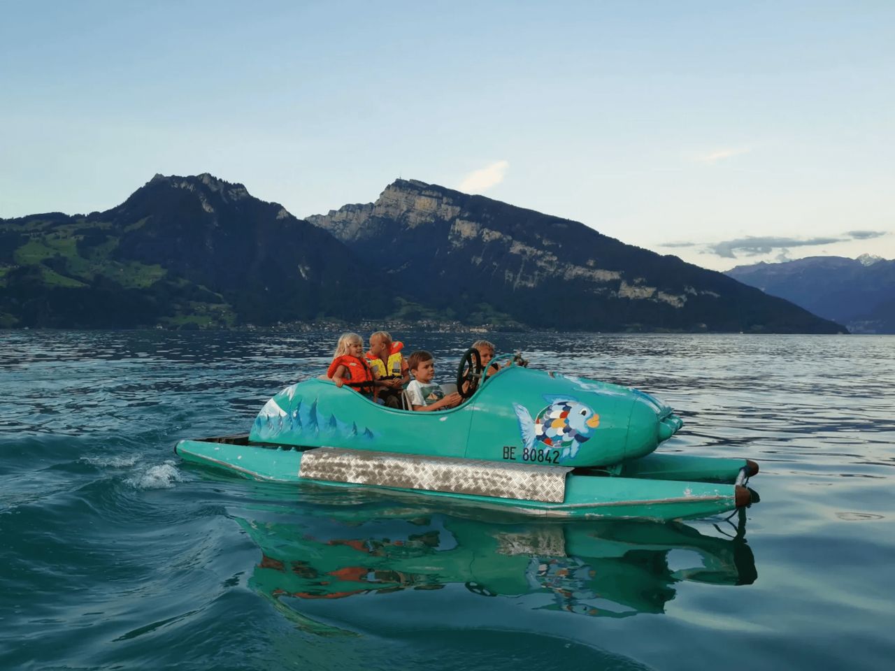 Pedalo Miete Thunersee ab Spiez
