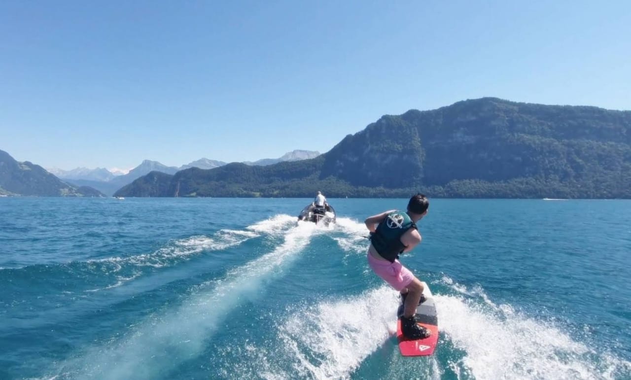 Wakeboarden auf dem Zürichsee ab Zürich