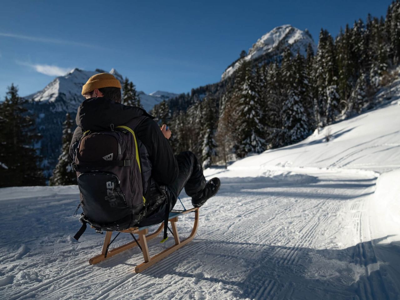 Schlitteln geführte Tour ab Interlaken