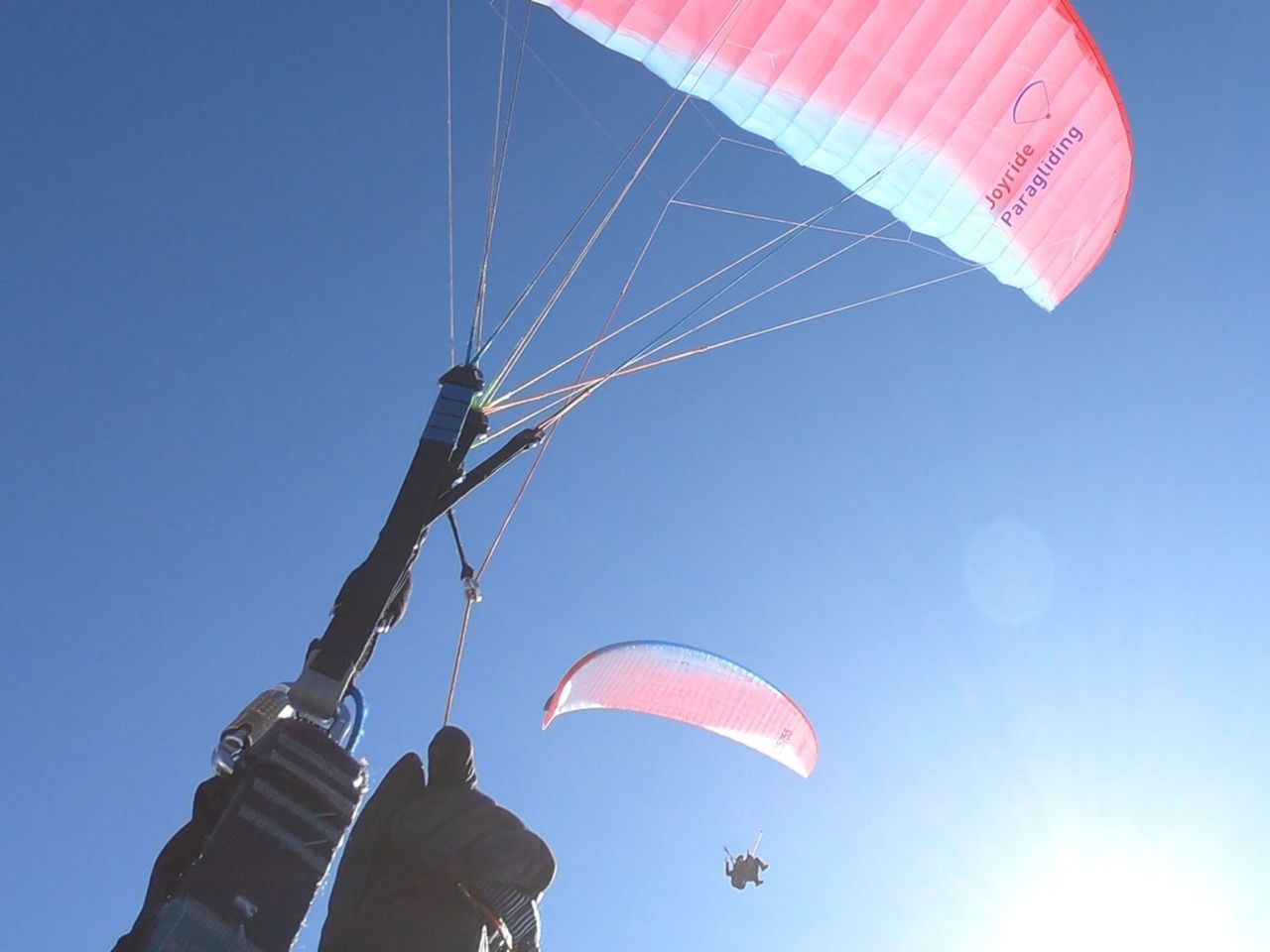 Tandem Paragliding for Couples in Davos