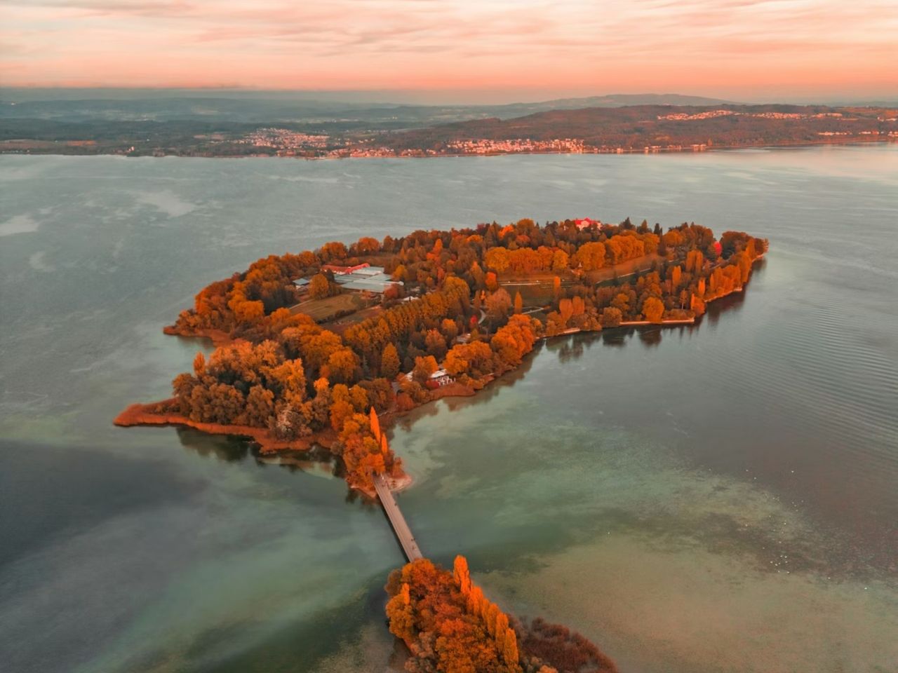 From Lucerne: Private day trip to four countries