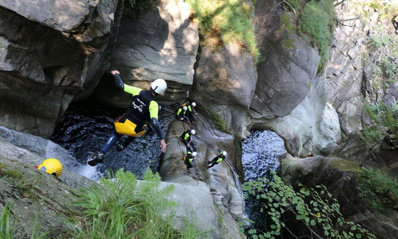 Canyoning Tessin Schlucht Canyoning Corippo