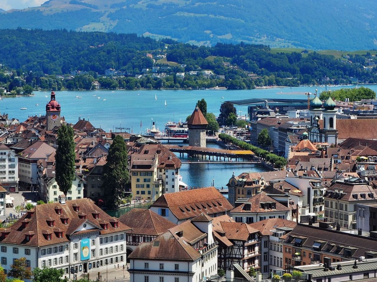 “Luzern und seine Umgebung” - Stadtrundfahrt mit dem Tuk Tuk in Luzern