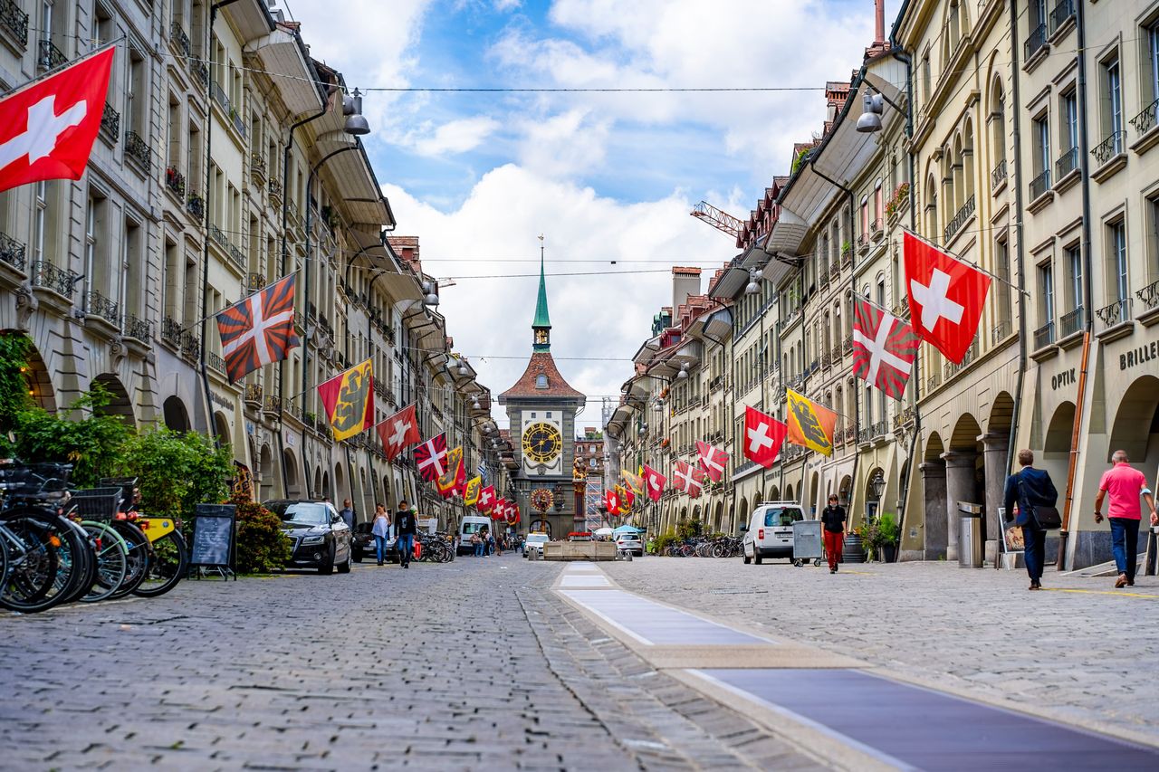 Gasse Glockenturm Bern