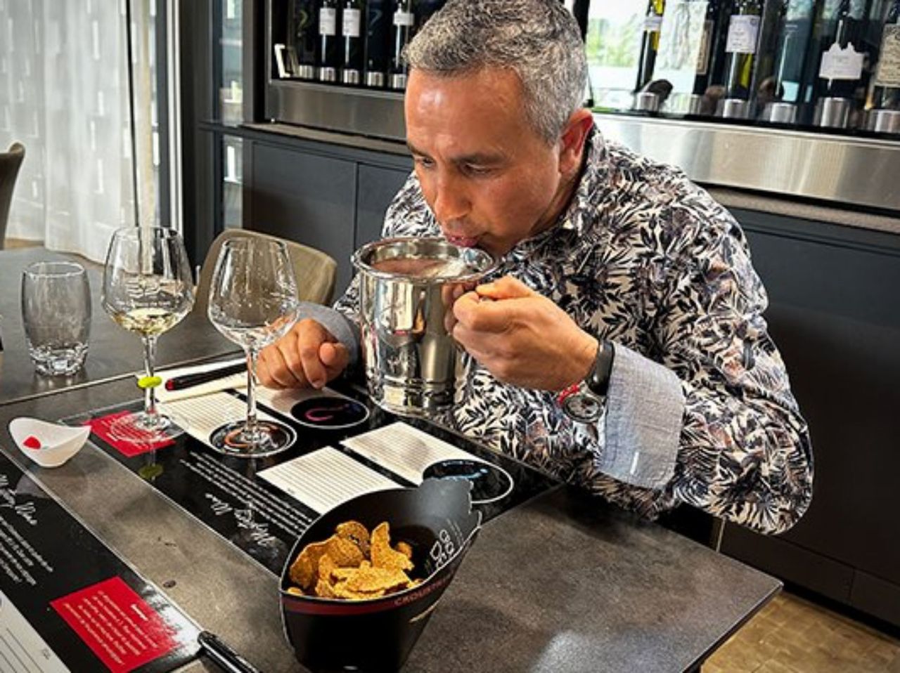 „Geheimnisvoller Wein“ selbstgeführte Blinddegustation am Weinberg in Sion