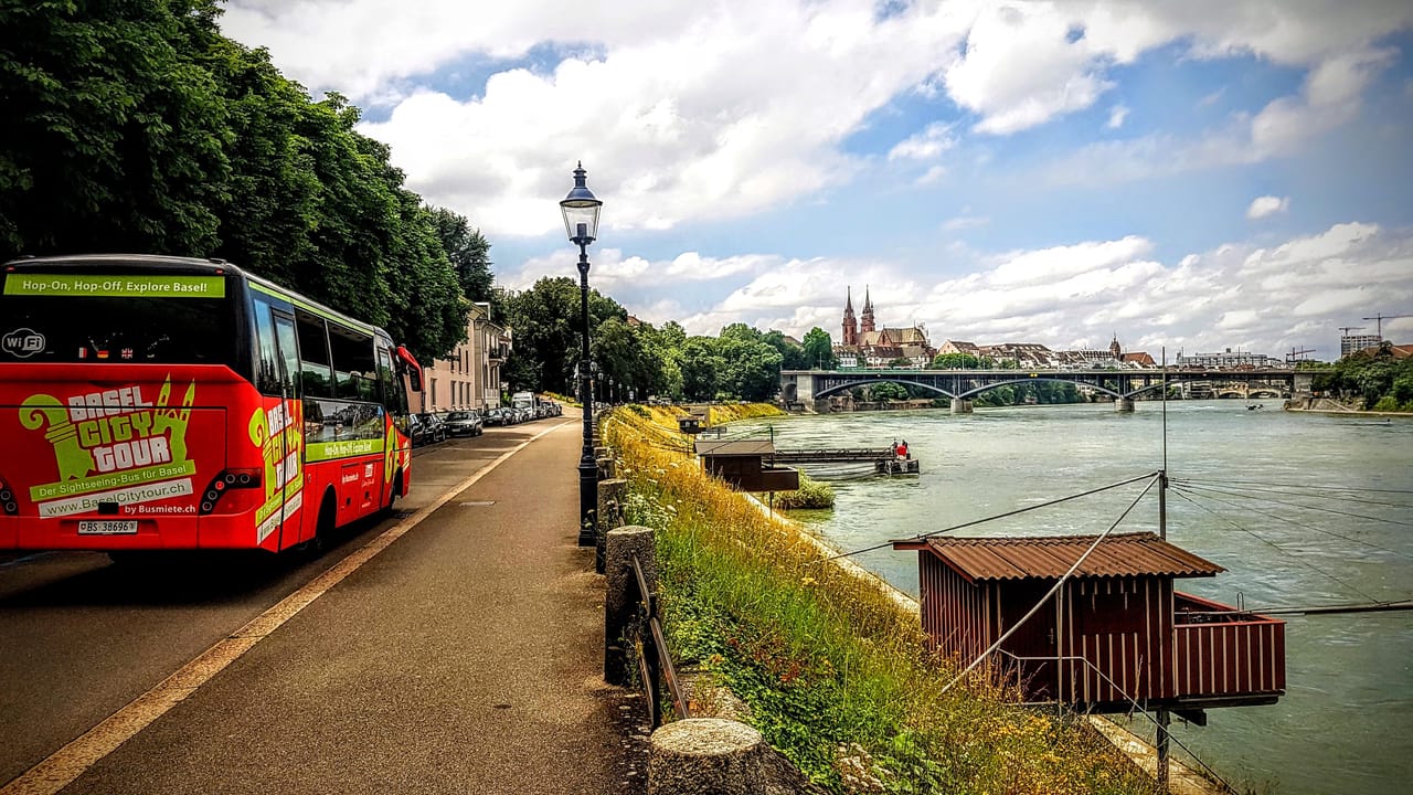 Stadtrundfahrt Basel mit dem Bus