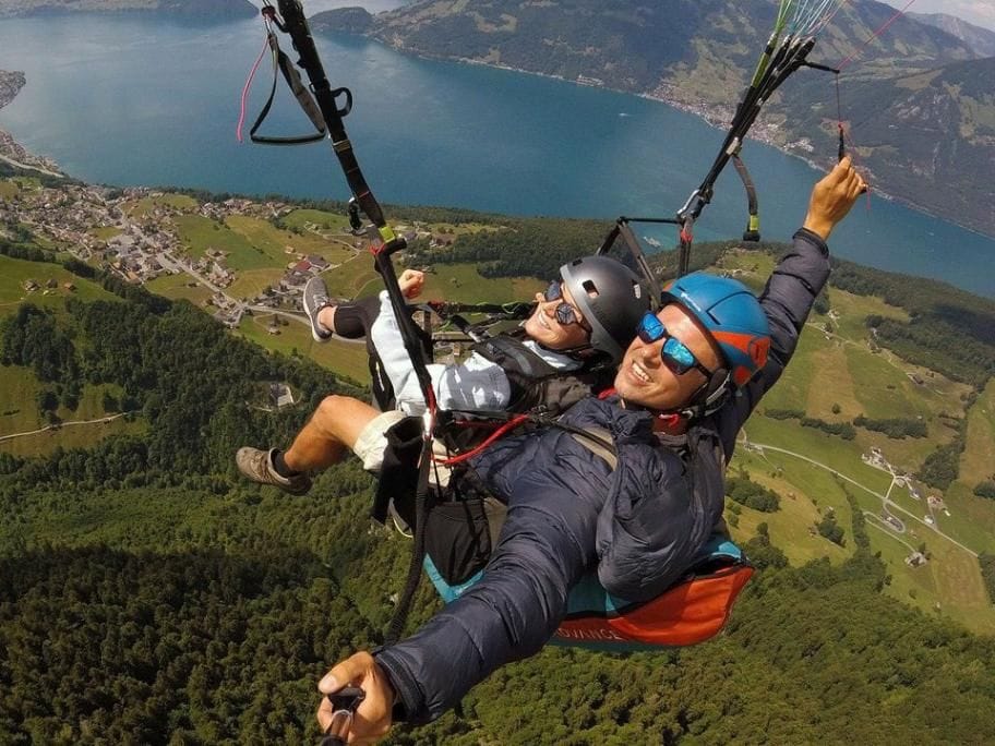 Zürich Uetliberg Gleitschirmfliegen