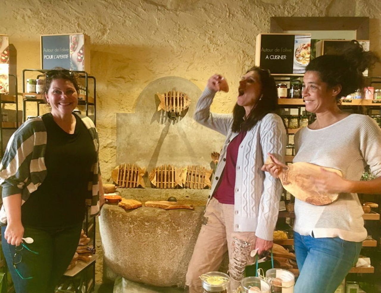 Food Tour "Old Geneva" with local host in Geneva