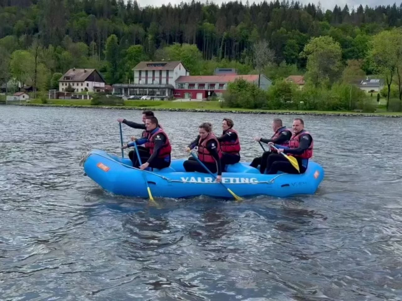 Teambuilding Rafting Tour auf dem Lac de Joux