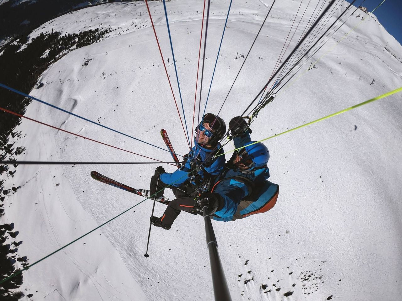 Ski and Fly in Davos ab Jakobshorn