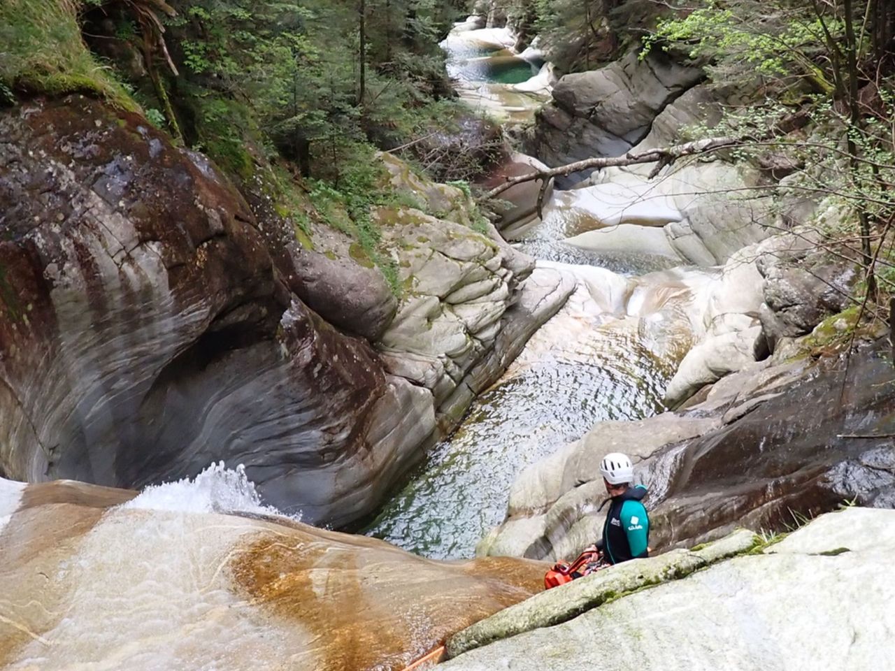 Canyoning für Einsteiger oder Action-Fans im Boggera Canyon Ruschèda