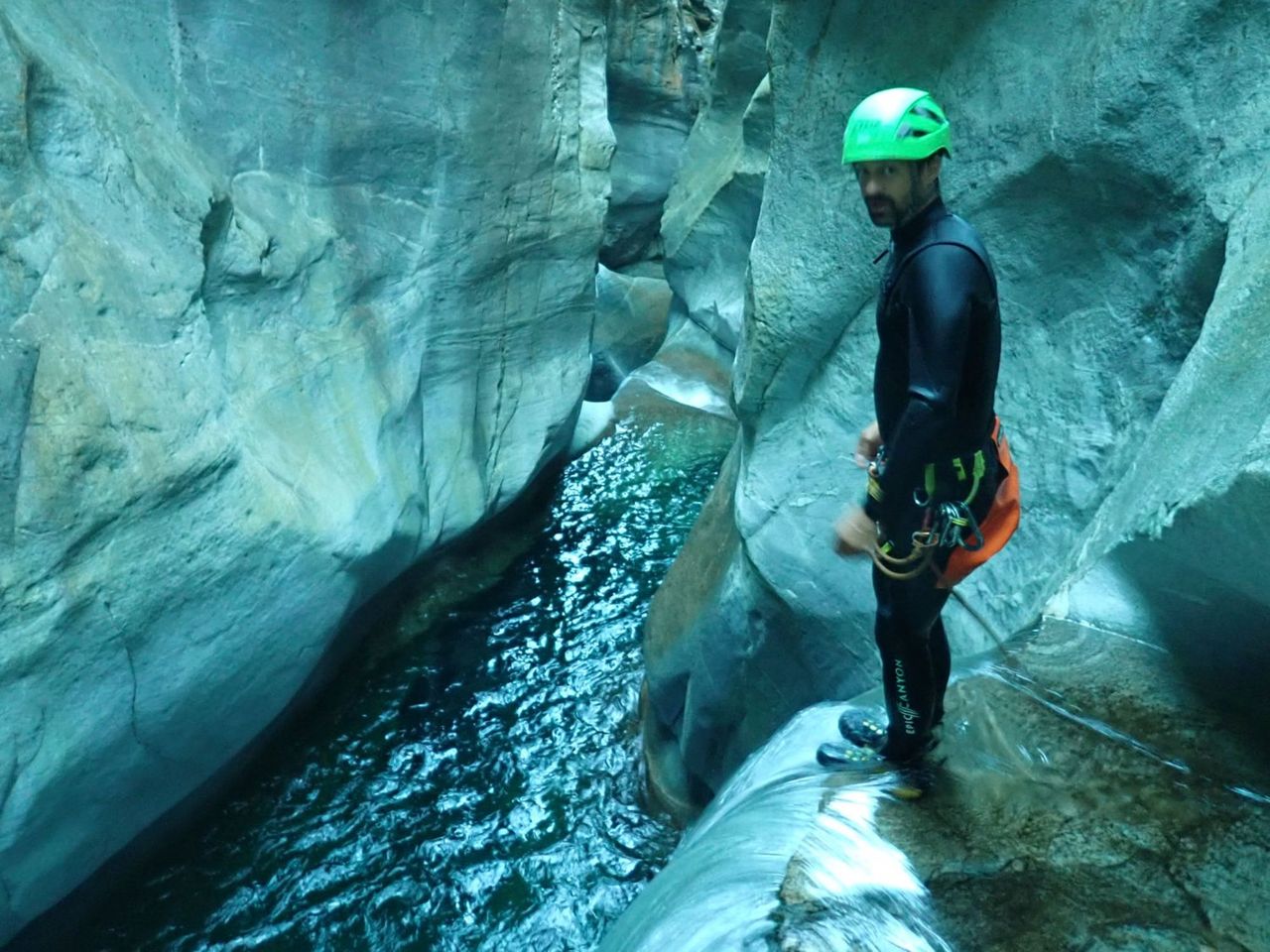 "Lodrino Pulse" Canyoning für Erfahrene in der Lodrino Schlucht