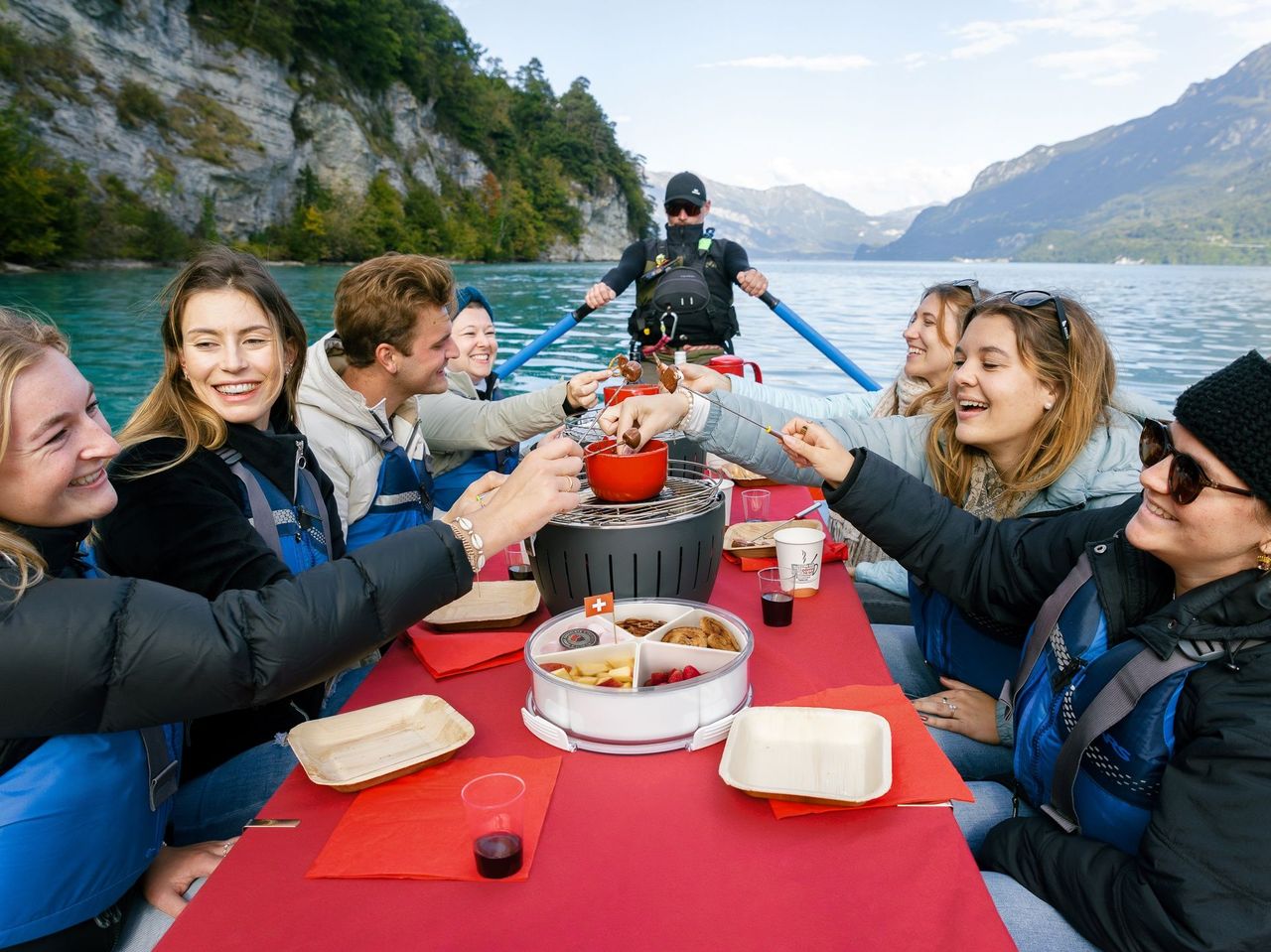 Schokoladenfondue Float auf dem Brienzersee