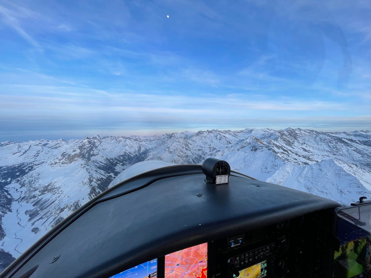 "Alpine Voyage" 90 min Rundflug ab Hausen am Albis