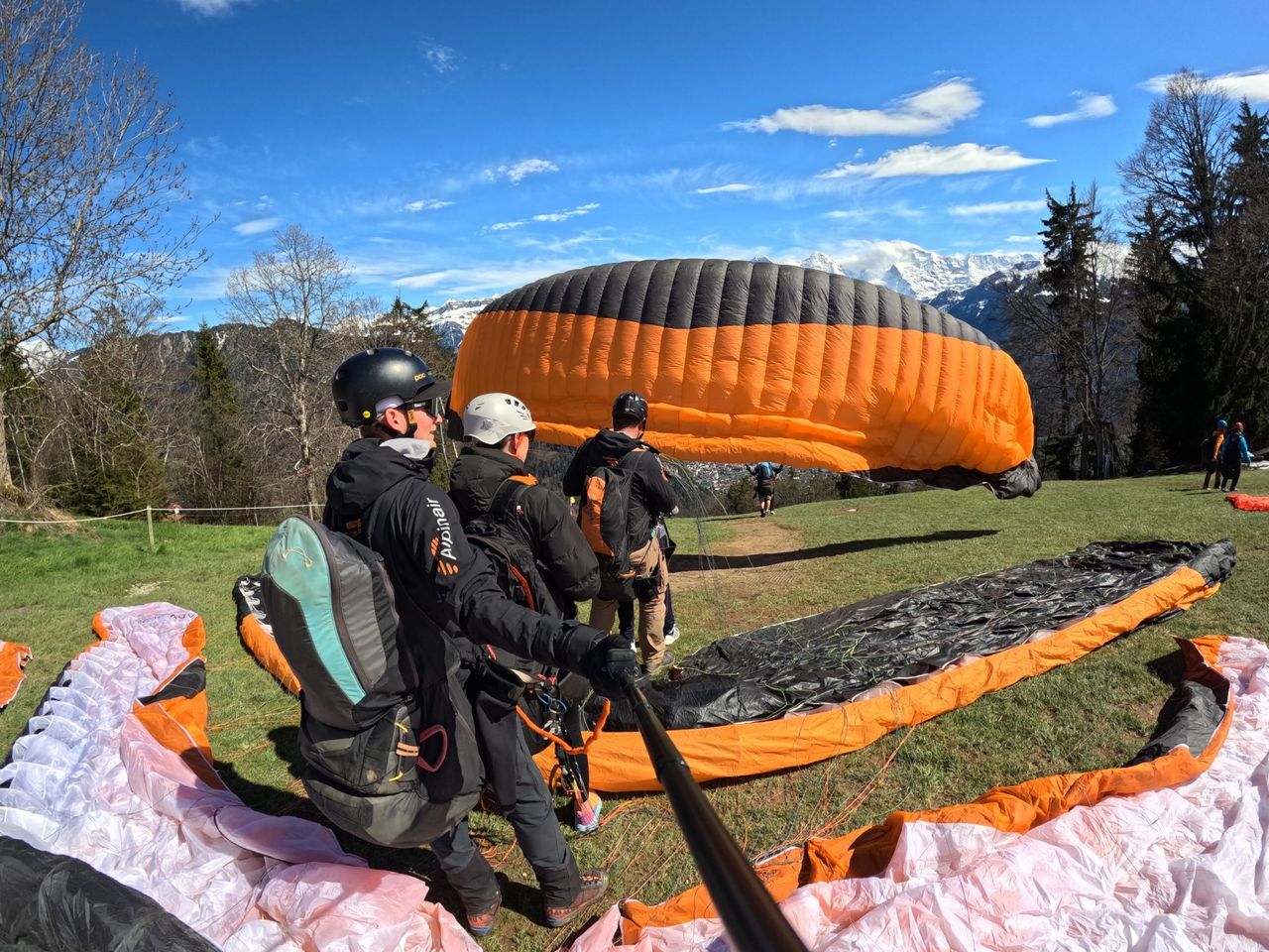 Beatenberg Gleitschirmfliegen Tandem ab Interlaken