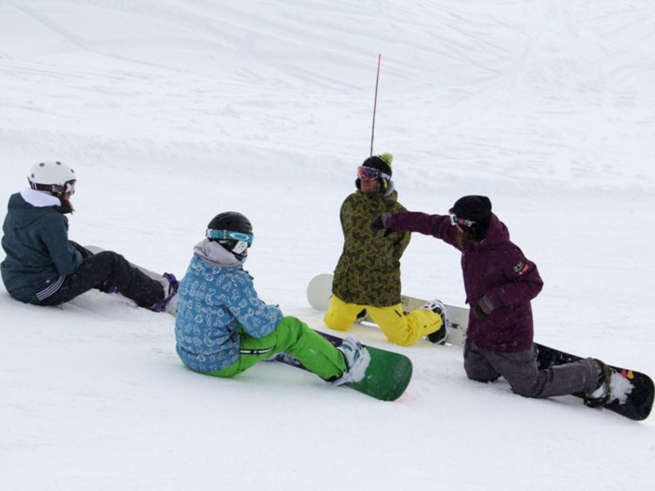 Private snowboarding lessons for all levels in Andermatt