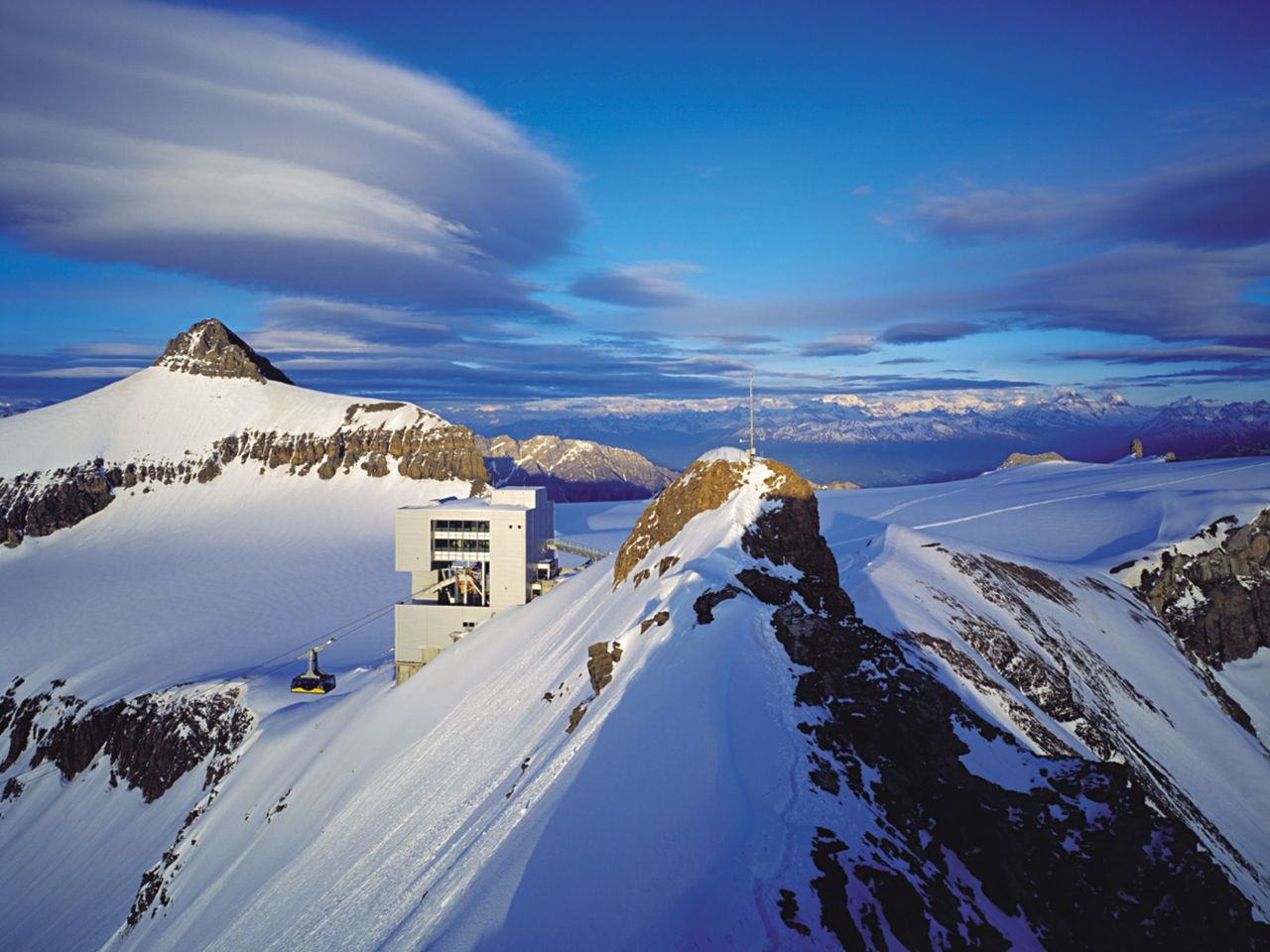 Ab Genf: Bustour Glacier 3000 mit Seilbahn und Montreux