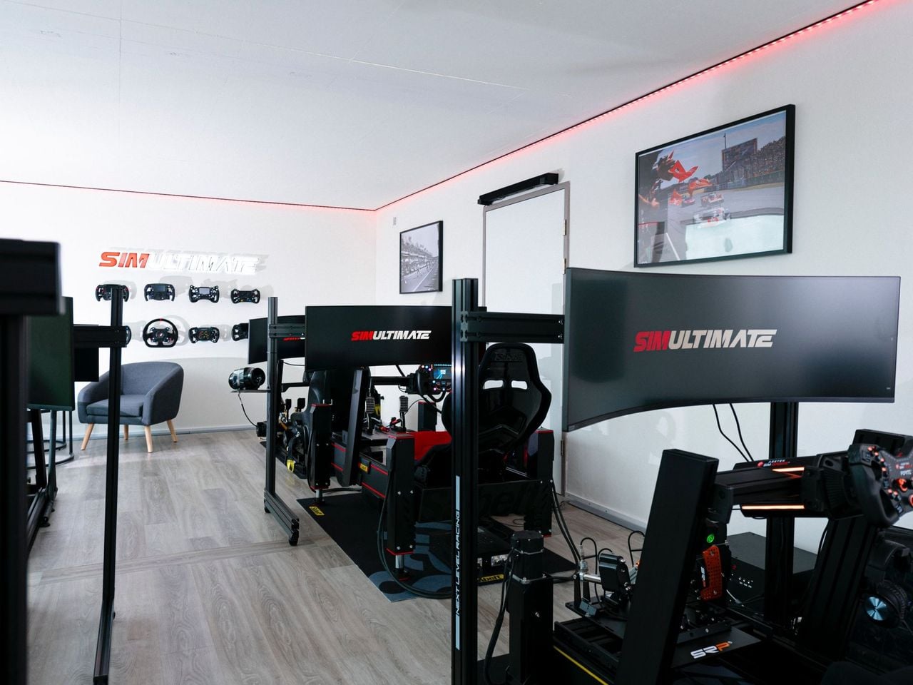 “Driving Experience” im Rennsimulator bei Schaffhausen