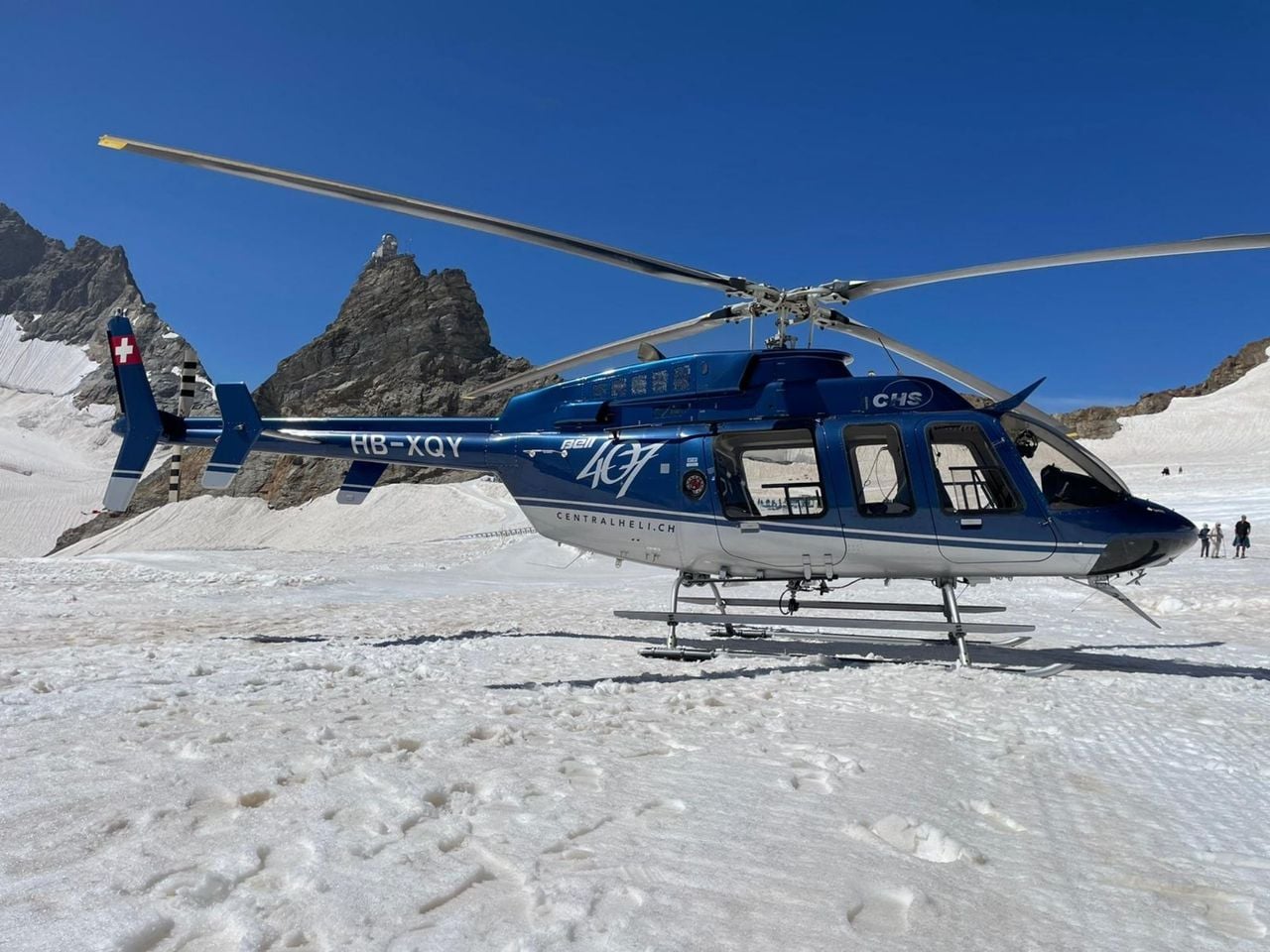 Jungfraujoch Gletscher Rundflug im Helikopter mit Gletscherlandung ab Buttwil