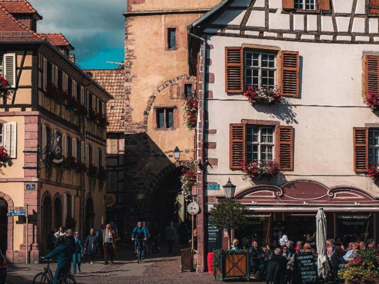 Ab Basel: Tagesausflug nach Colmar, Hohkönigsburg und Ribeauvillé