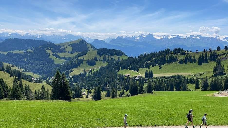 Private Rigi hike and mineral bath from Lucerne