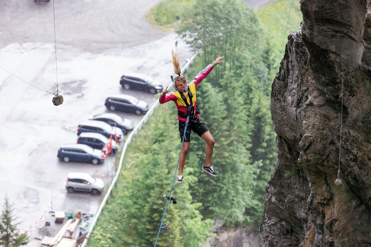 Canyon Swing Grindelwald Gletscherschlucht