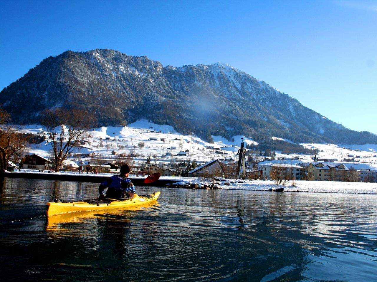Winter Kajak Trip Vierwaldstättersee