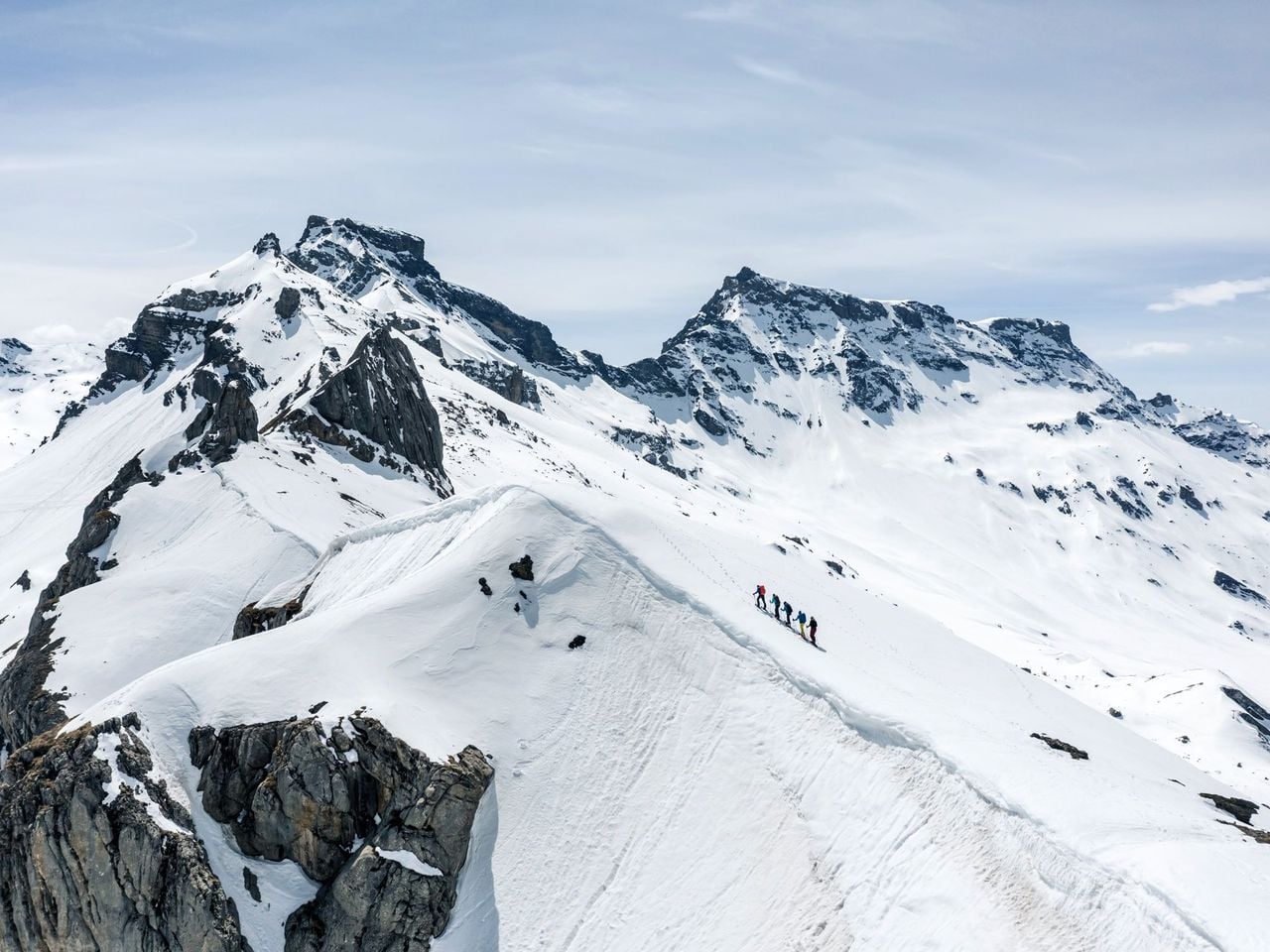 Snowshoeing in Adelboden with apéro