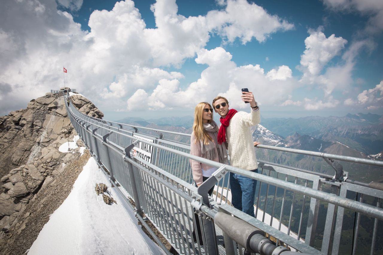 Ab Genf: Bustour Glacier 3000 Les Diablerets und Montreux