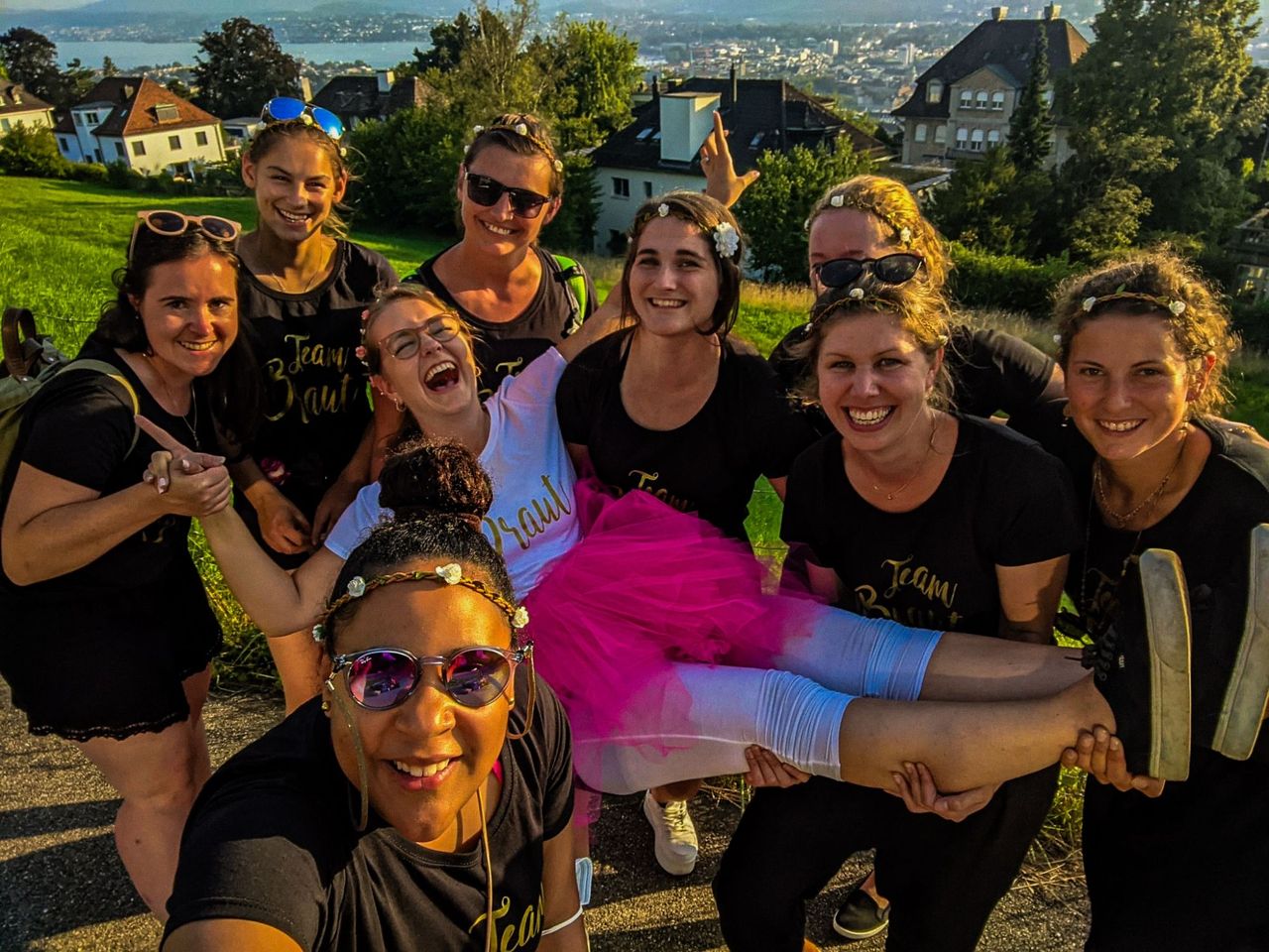 Polterchallenge "Hangover - Girls Edition" durch Zürich