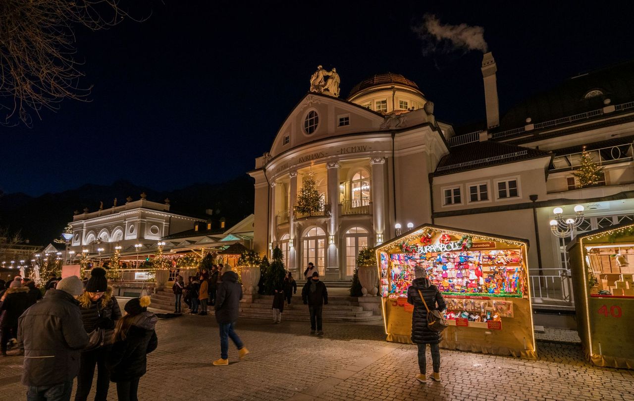 Christmas markets in South Tyrol: coach trip with hotel stay