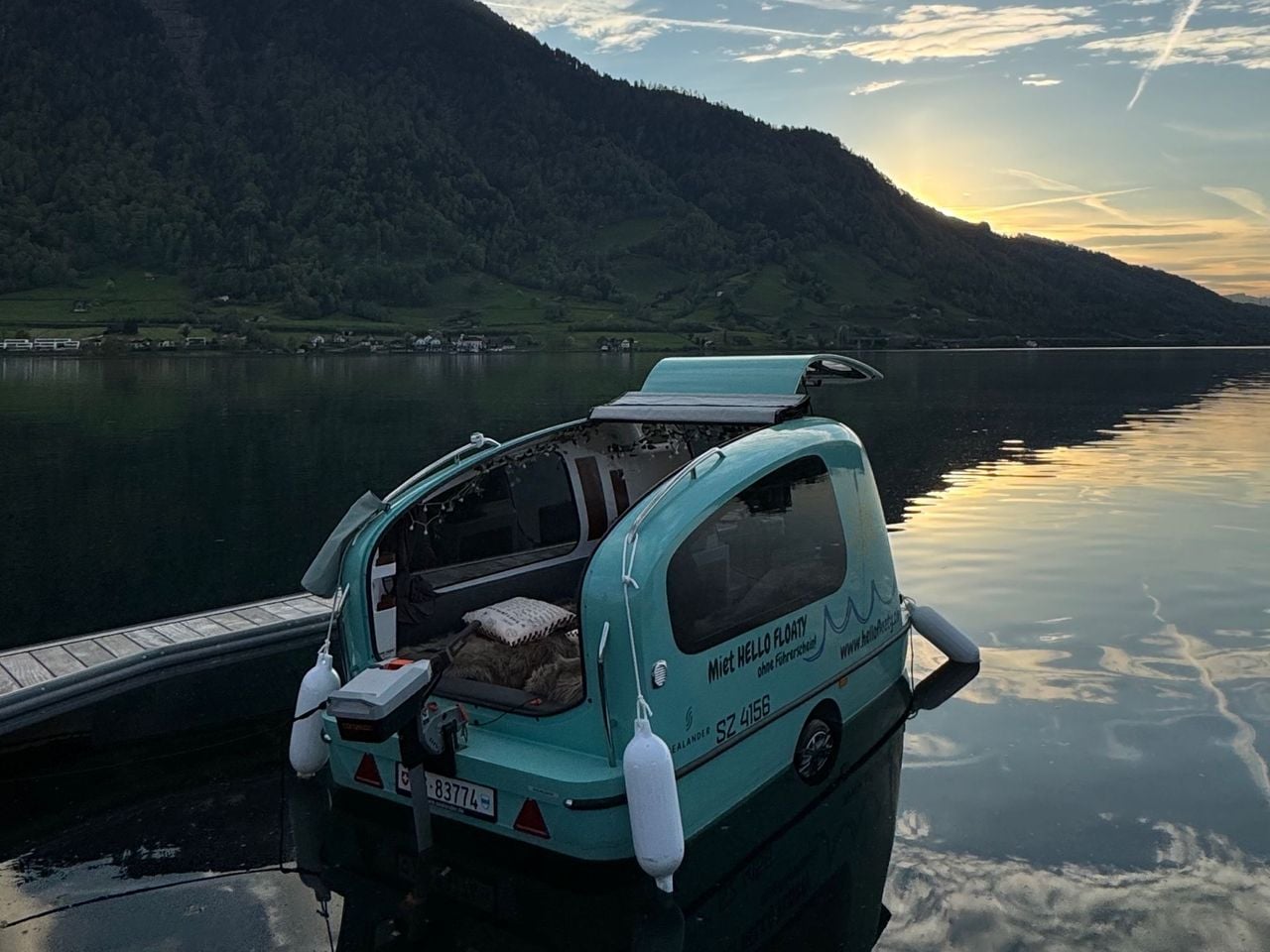 Floaty Special Moments auf dem Zugersee ab Arth