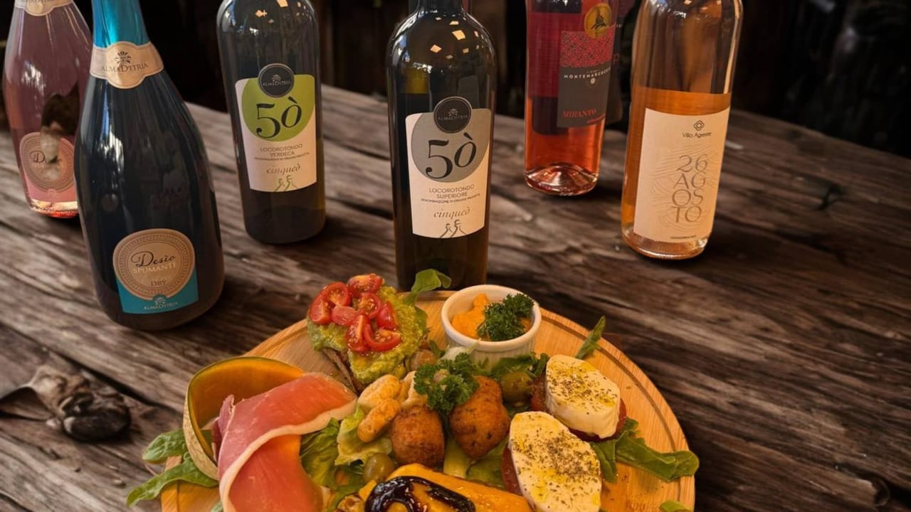 Boutique-Weindegustation im Gartenhaus in Baar