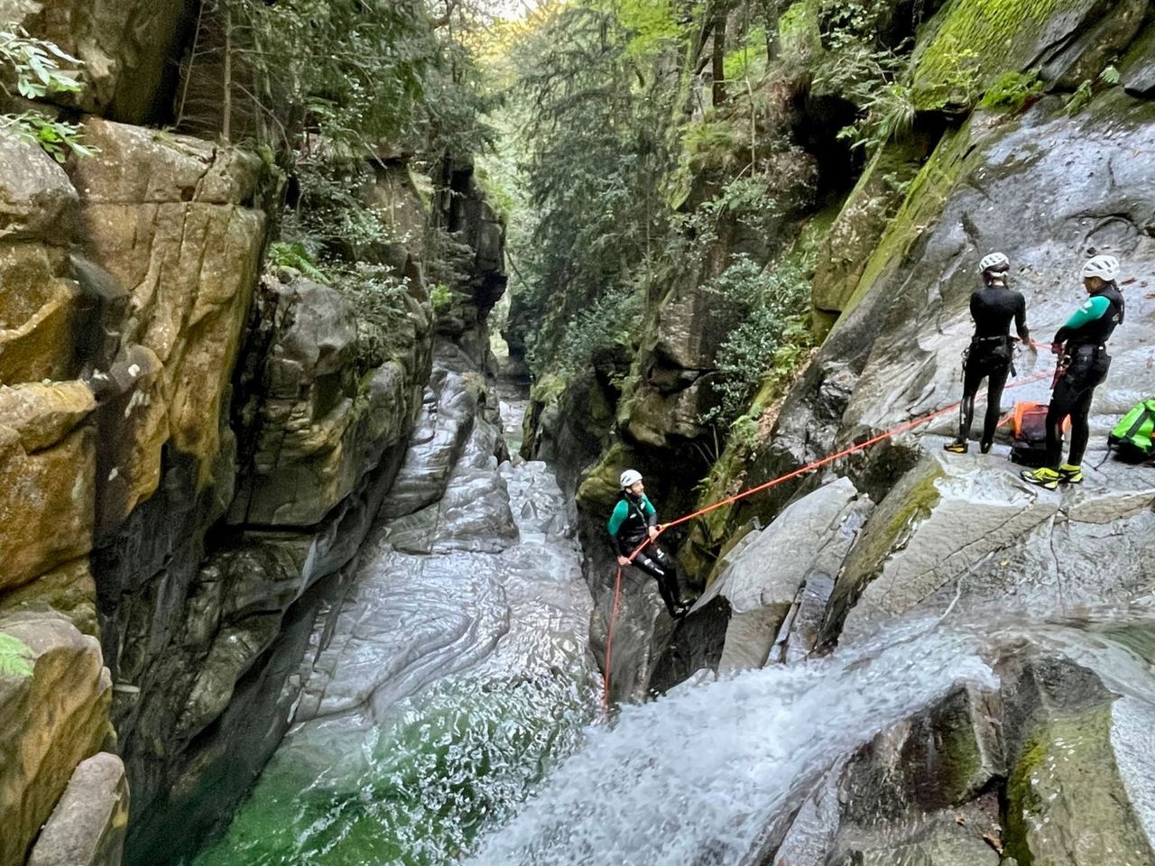 "Nala Pulse" Canyoning für Abenteurer in der Nala Schlucht