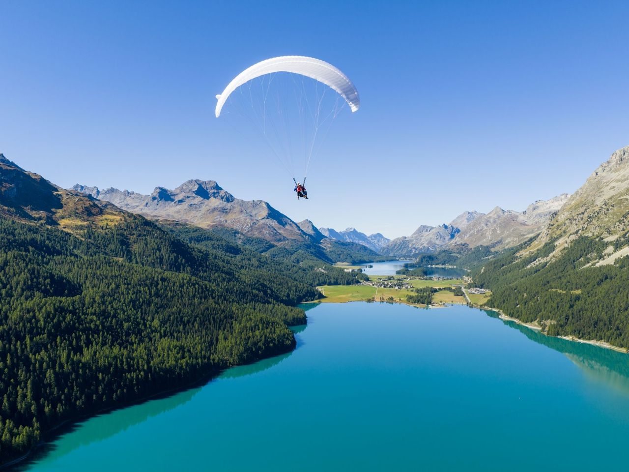Paragliding privater Pilot ganzer Tag im Engadin