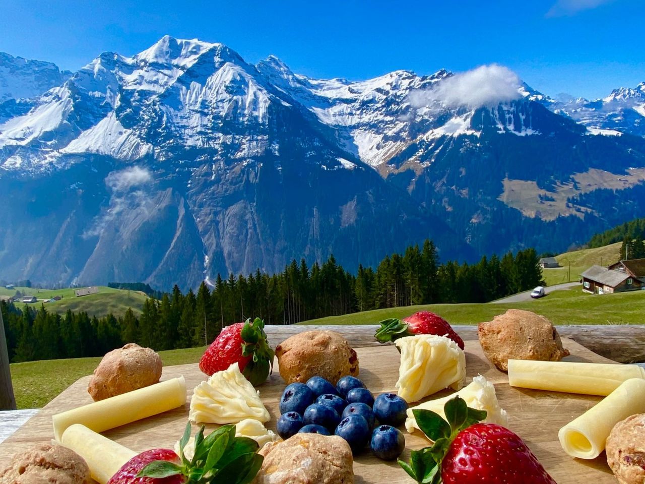 From Lucerne: Flavours of Switzerland luxury day tour