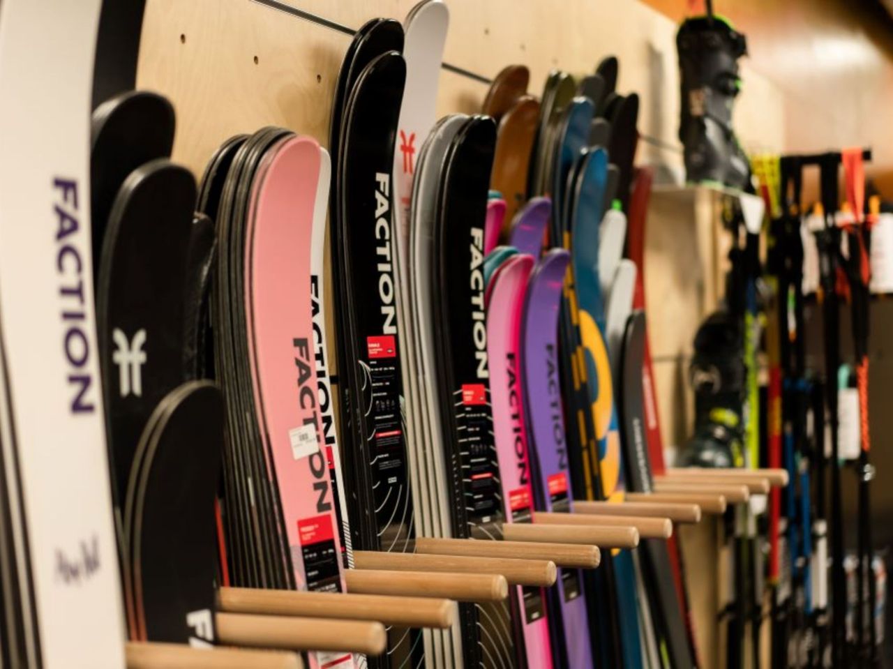 Ski rental for kids in Verbier