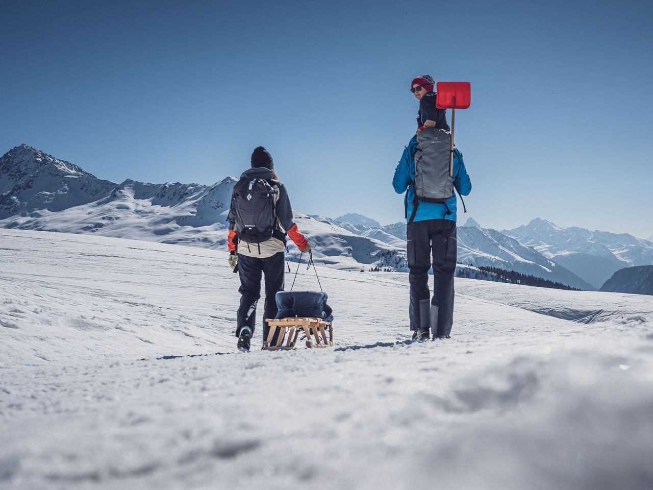 Abendschlitteln am Rinerhorn inkl. Abendkarte, Fondue und Schlittenmiete