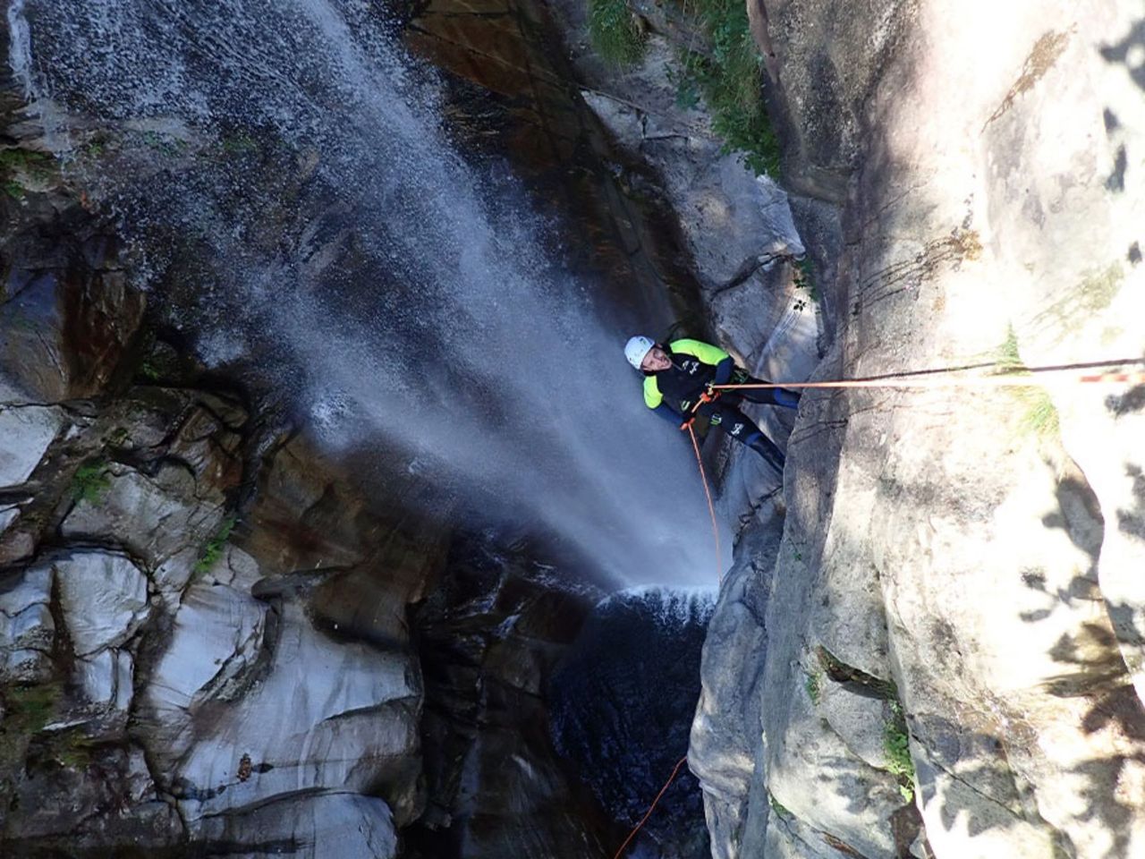 Canyoning pro Pontirone inferiore ab Cresciano