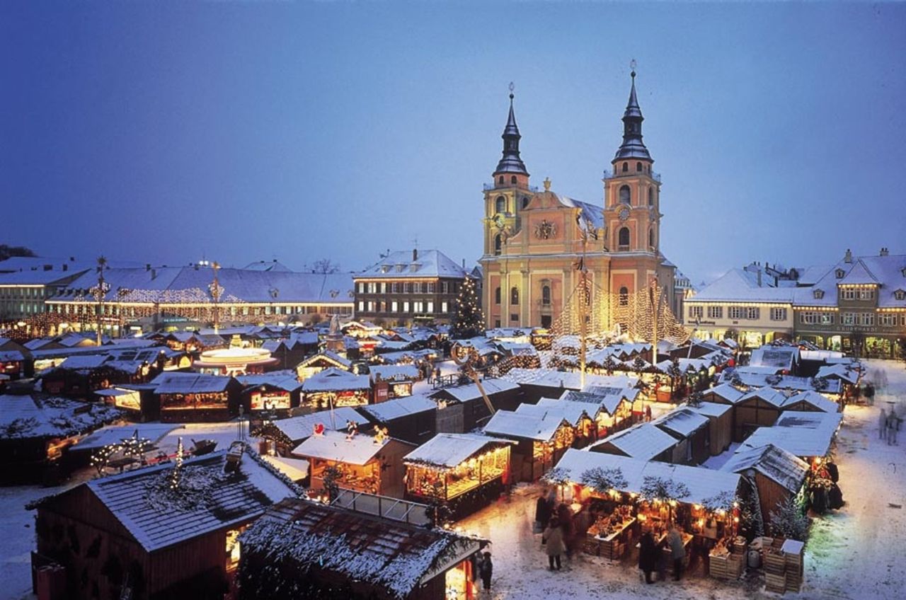 Ludwigsburg Christmas Market: coach trip with hotel