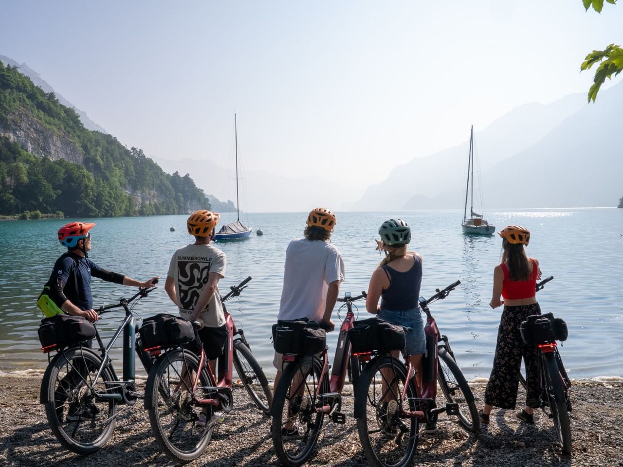 Scenic Guided E-Bike Tour in Interlaken