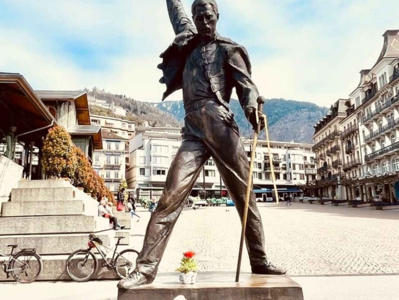 Ab Bern: Privater Tagesausflug nach Montreux und Chaplin’s World