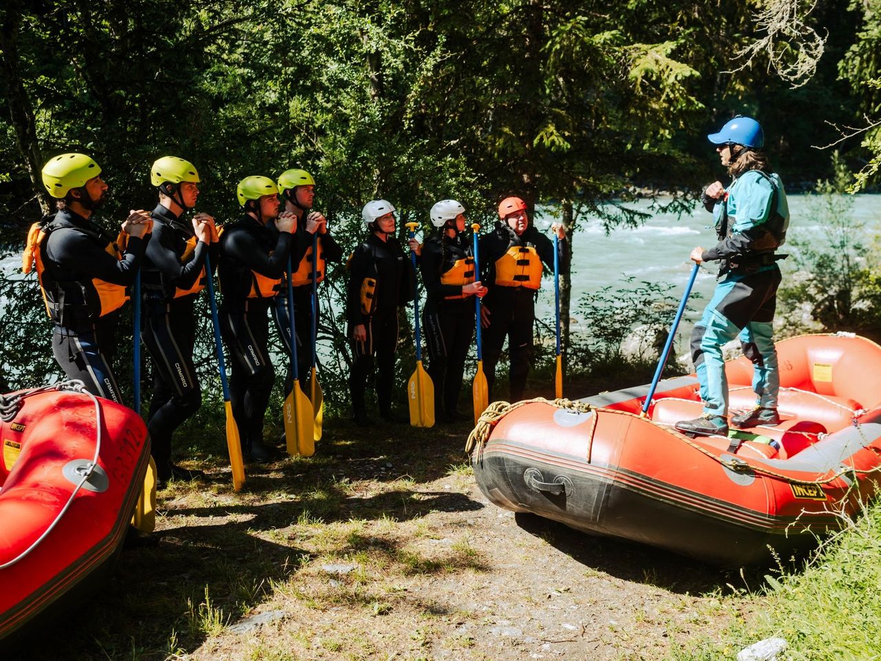 Rafting team event on the Inn in the Engadin