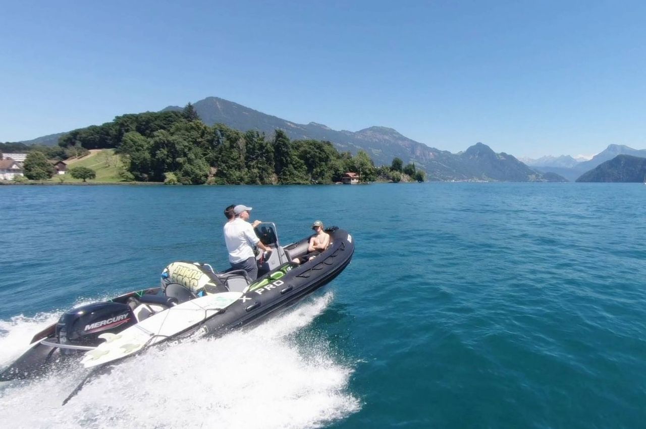 Ab Zürich: Morgentour Zürichsee mit Schlauchboot