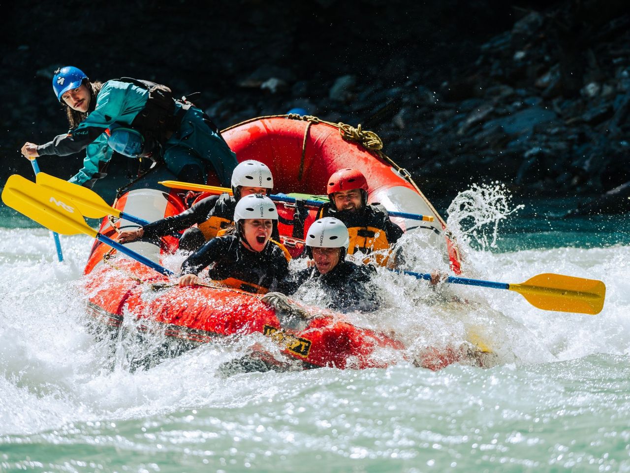 Whitewater Action Rafting auf der Lütschine ab Interlaken 