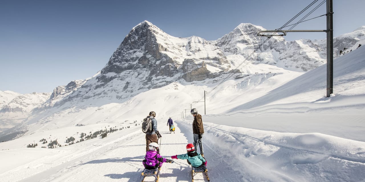 Nachtschlitteln Schlittelweg Eigernordwand Familie - Jungfraubahnen