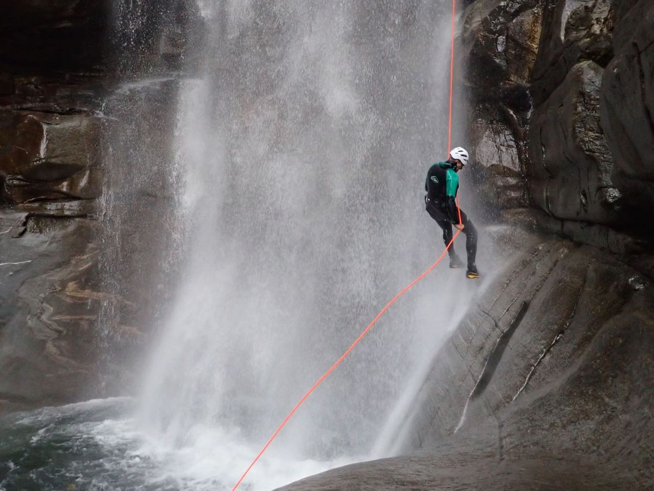"Iragna Ultimate" Canyoning für Fortgeschrittene in der Iragna Schlucht